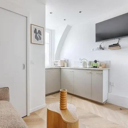 Cosy Theodore Rousseau Ii Apartment Paris